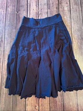 Effie's Heart Black Seven Year Skirt  Sz M